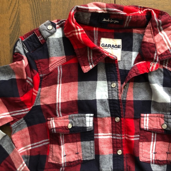 Barely Worn | Garage | Plaid Button Down Flannel | Size M - Picture 3 of 5